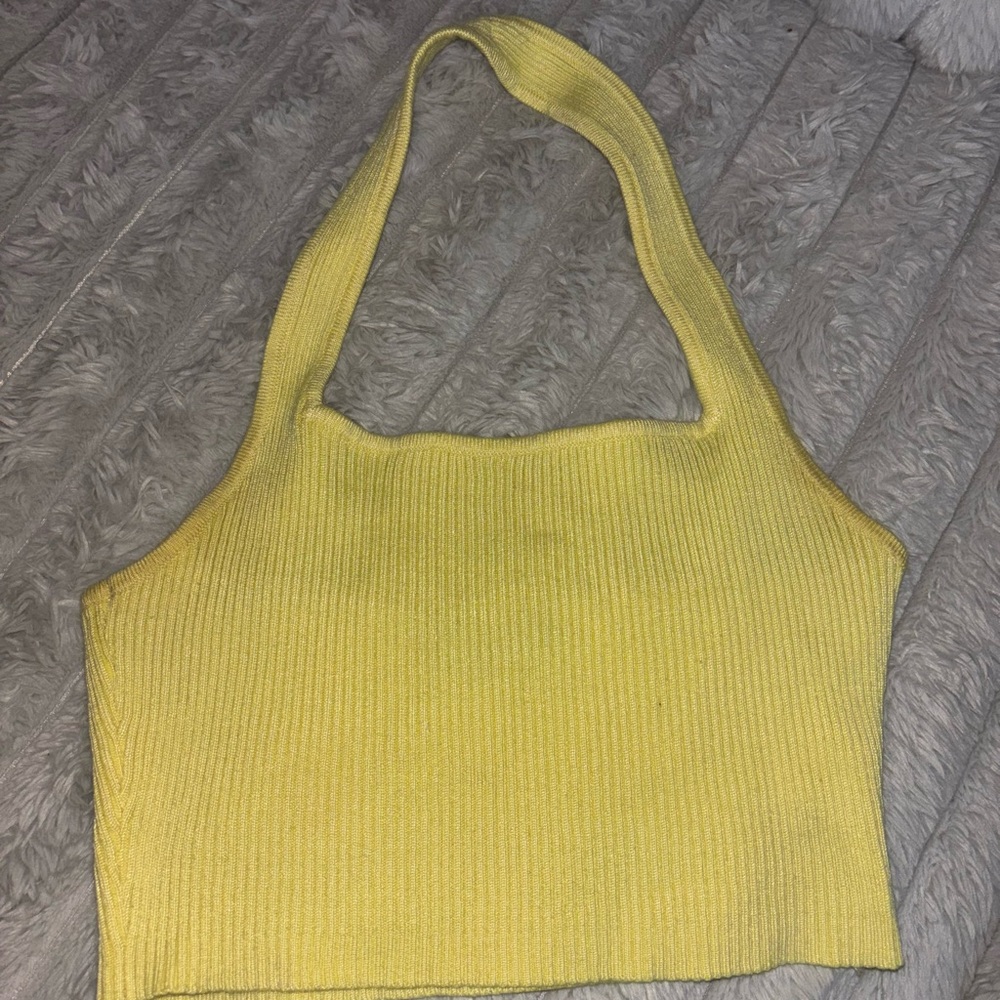 Yellow Ribbed Halter Top ⭐️ - Picture 6 of 6